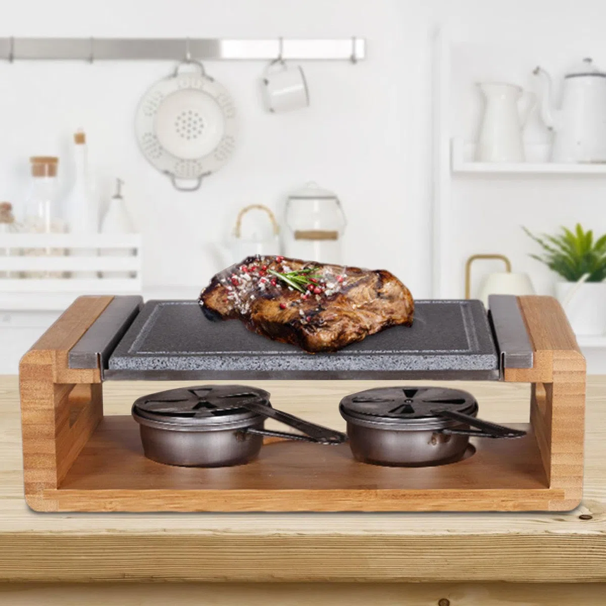 Plaque de Cuisson en Pierre, Légère et Unique avec Support en Bois pour Steaks, Idéale pour Griller et pour Les Grillades en Extérieur, avec